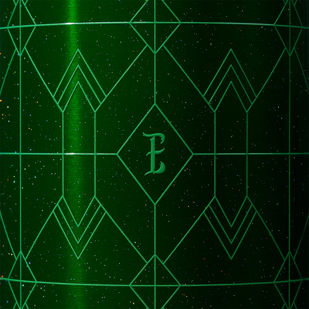 Owala FreeSip 32oz - Elphaba x Wicked | Botella de acero inoxidable (Edición Limitada)